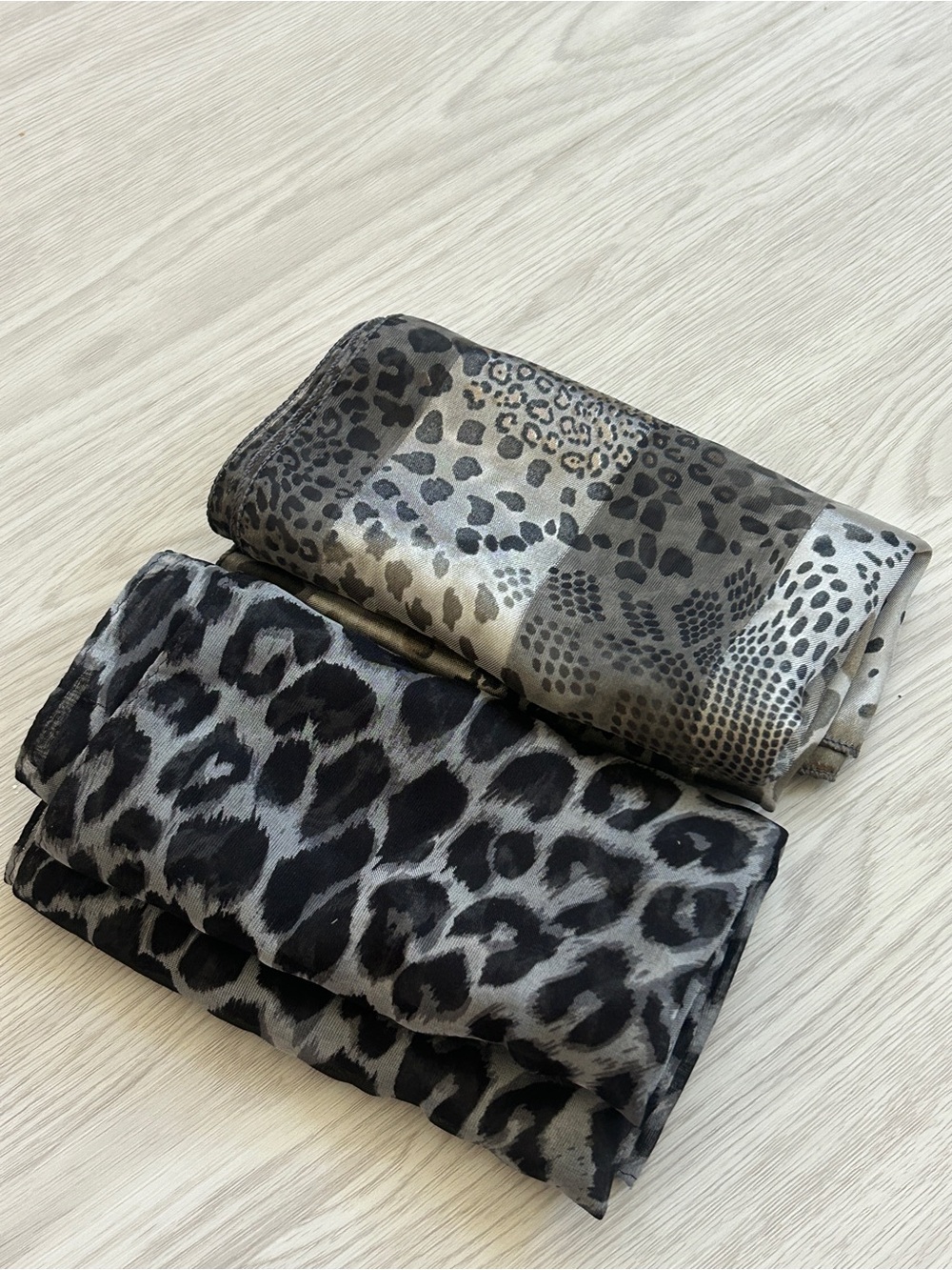 Animal Print Lightweight Women's Scarf set
